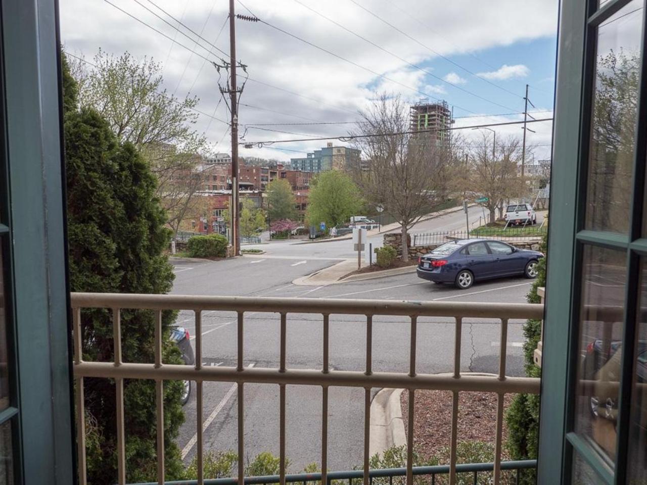 The Easy Spot Dt Parking Vila Asheville Exterior foto
